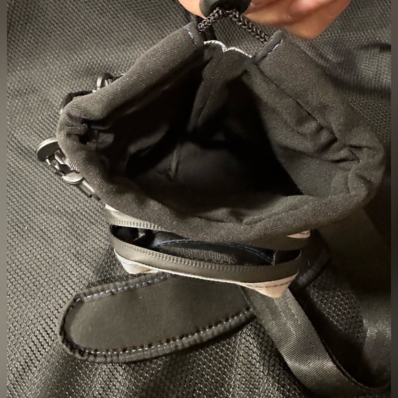 Arca Gear 64oz Hydro Carrier With Sling Carry Handle Gray And Black No Bottle - Picture 3 of 7